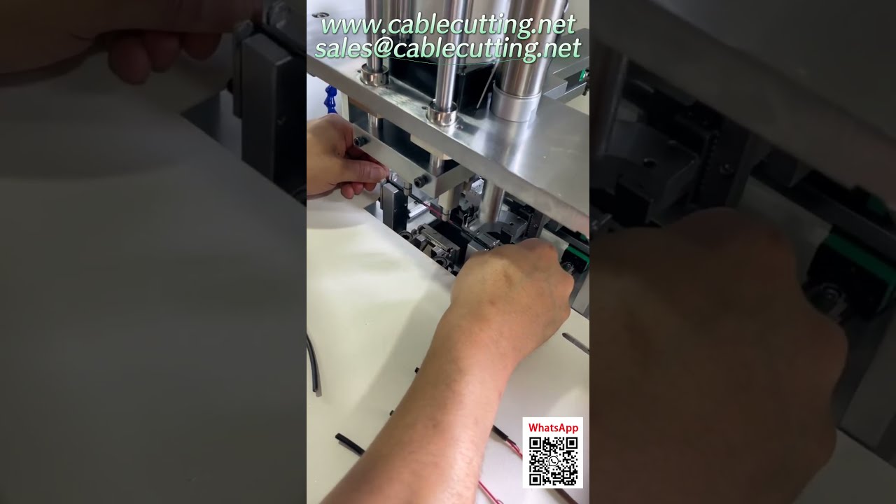 Machine voor automatisch knippen, strippen en oprollen van ronde kabels – Model 303