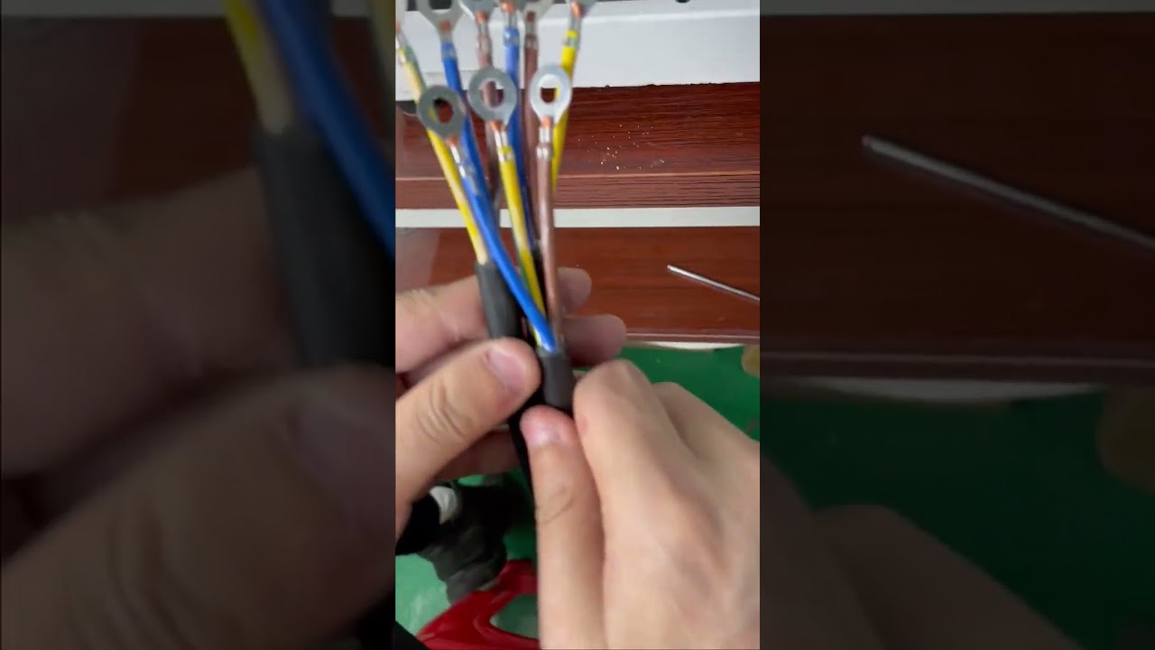 2T Terminalkrimpmachine met Horizontale Matrijs - Werkende Opname - Fabrieksapparatuur #fabriek #machine