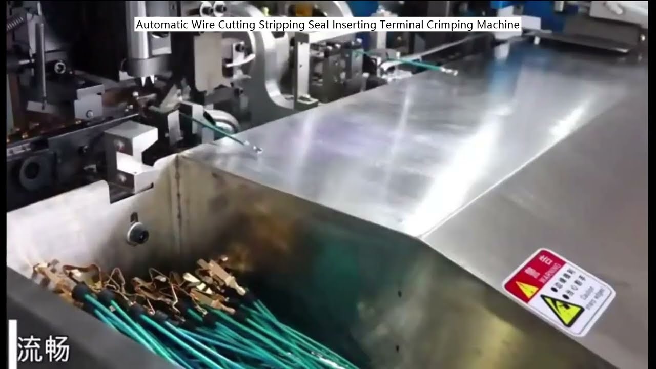 Automatische draadknipper, stripper, sealer en krimpmachine – volledig geïntegreerd