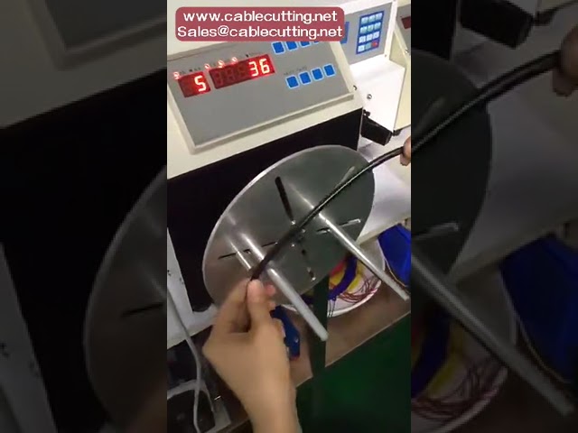 Draagbare kabelopwinder en bindmachine voor USB- en Type-C datakabels