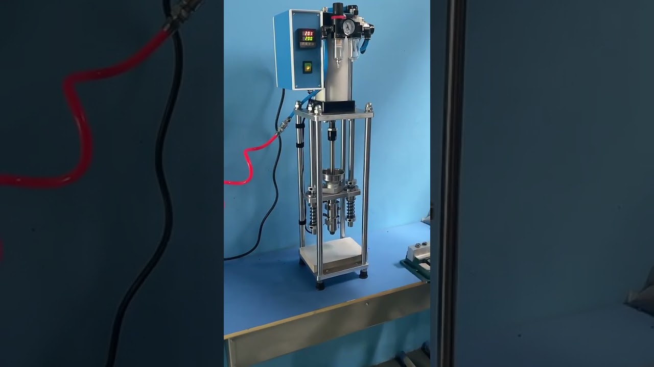 Verticale Kleine Kunststof Spuitgietmachine – 10g Precisie voor Fabrieksautomatisering