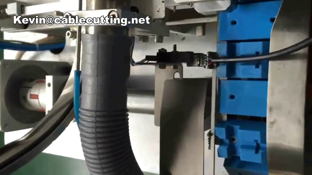 Hoogprecisie automatische USB & Type-C kabel soldeermachine - Efficiënte connectorassemblage