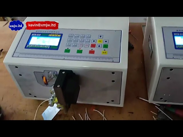 Automatische computerbestuurde kabel- en slangsnijmachine