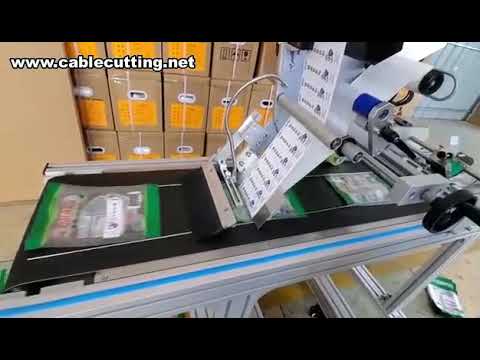 Automatische Etiketteermachine voor Ronde Flessen & Plastic Bekers: Met Printer & Krimpfoliemachine