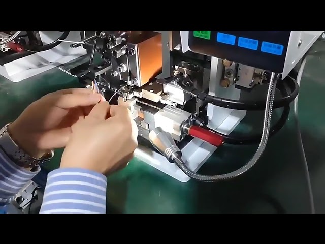 Automatische kabel snij-, stripp- en krimpmachine – Efficiënte draadverwerking en terminal applicator