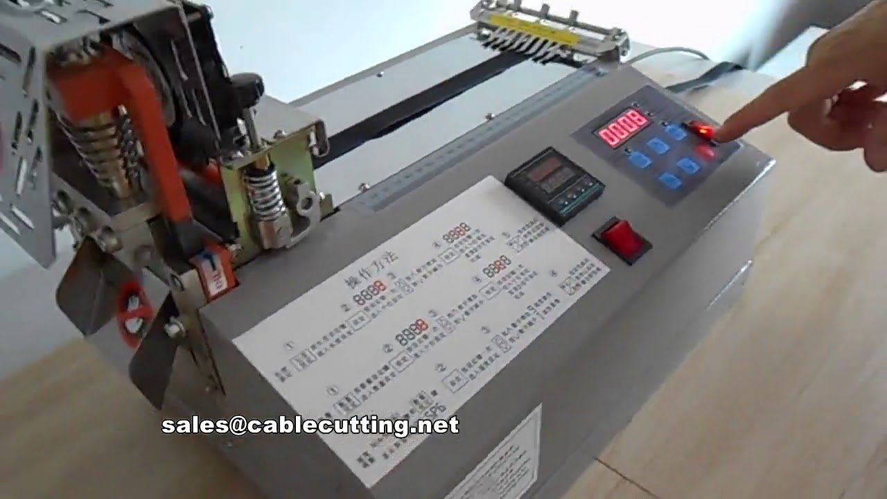 Koude snijmachine voor klittenband - Precisie en efficiëntie voor haak-en-lus sluitingen