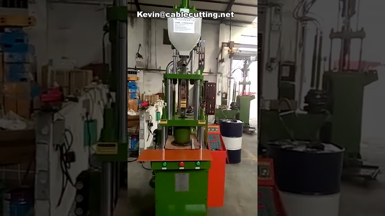 Automatische kleinschalige spuitgietmachine voor kunststof producten – Compacte productie