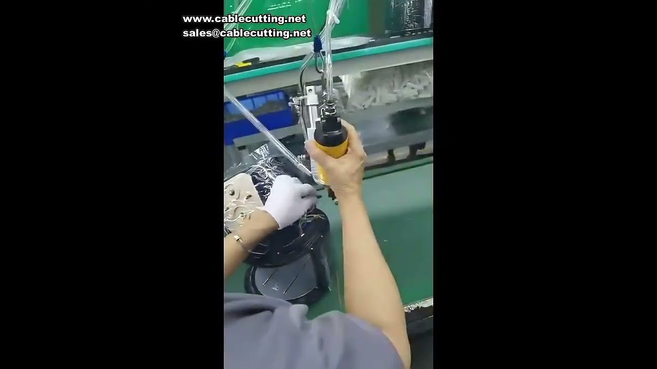 Automatische krimpmachine voor dopconnectoren, nippel-klemmenblok en draadconnector