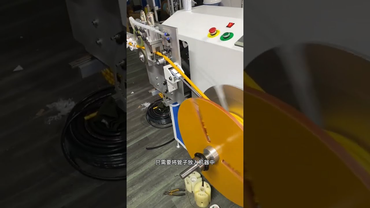 Automatische meter-tel-, sorteer-, slangopwikl- en snijmachine voor landbouwsputten en hogedrukslangen