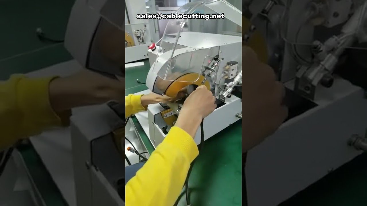 Automatische tapewikkelmachine voor kabelbomen | Hoge snelheid & precisie
