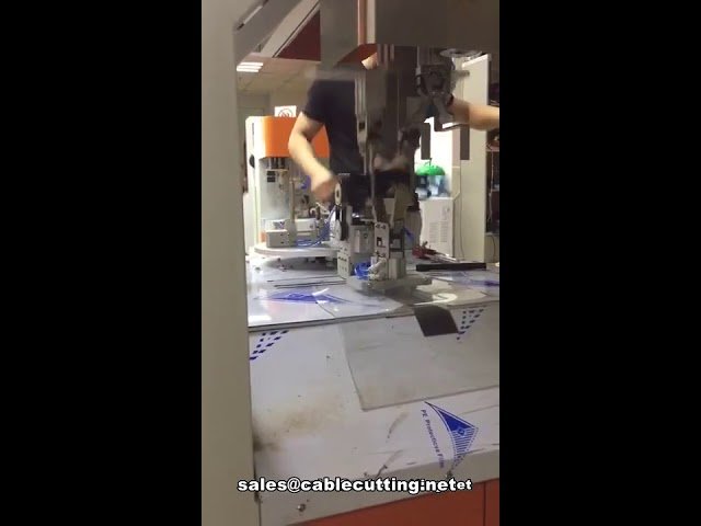 Grote kabelwikkel- en bundelmachine voor stroomkabels - Efficiënte industriële kabelverwerking