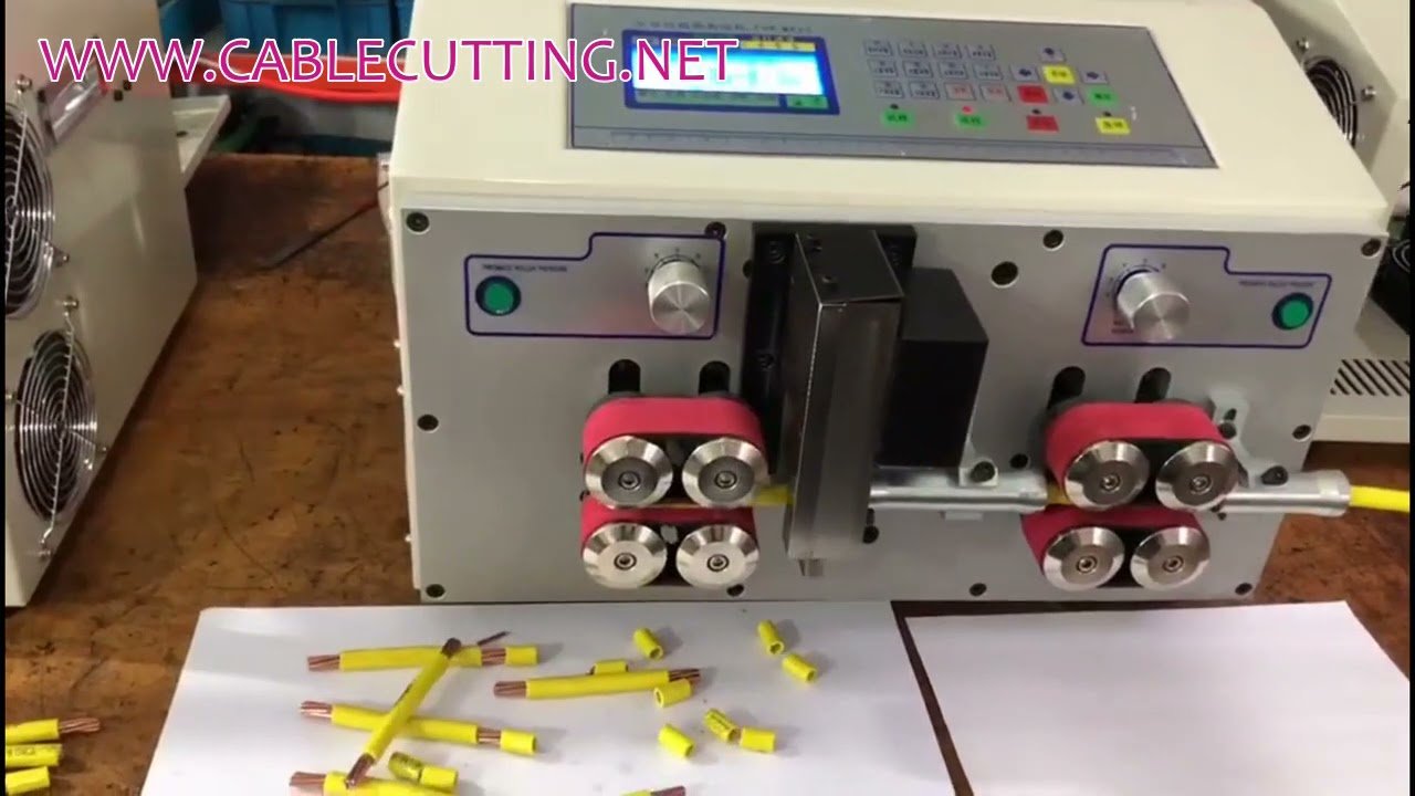 Grote kabelproductiemachine | Geautomatiseerde kabelverwerking | Snij- en stripmachine